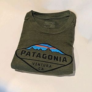 Patagonia Short Sleeve Logo Tee!